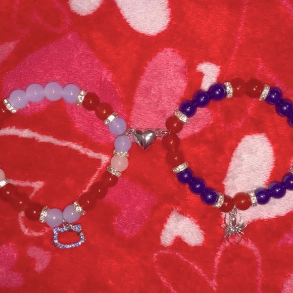 Hello Kitty and Spiderman matching couples bracelets - Picture 2 of 4